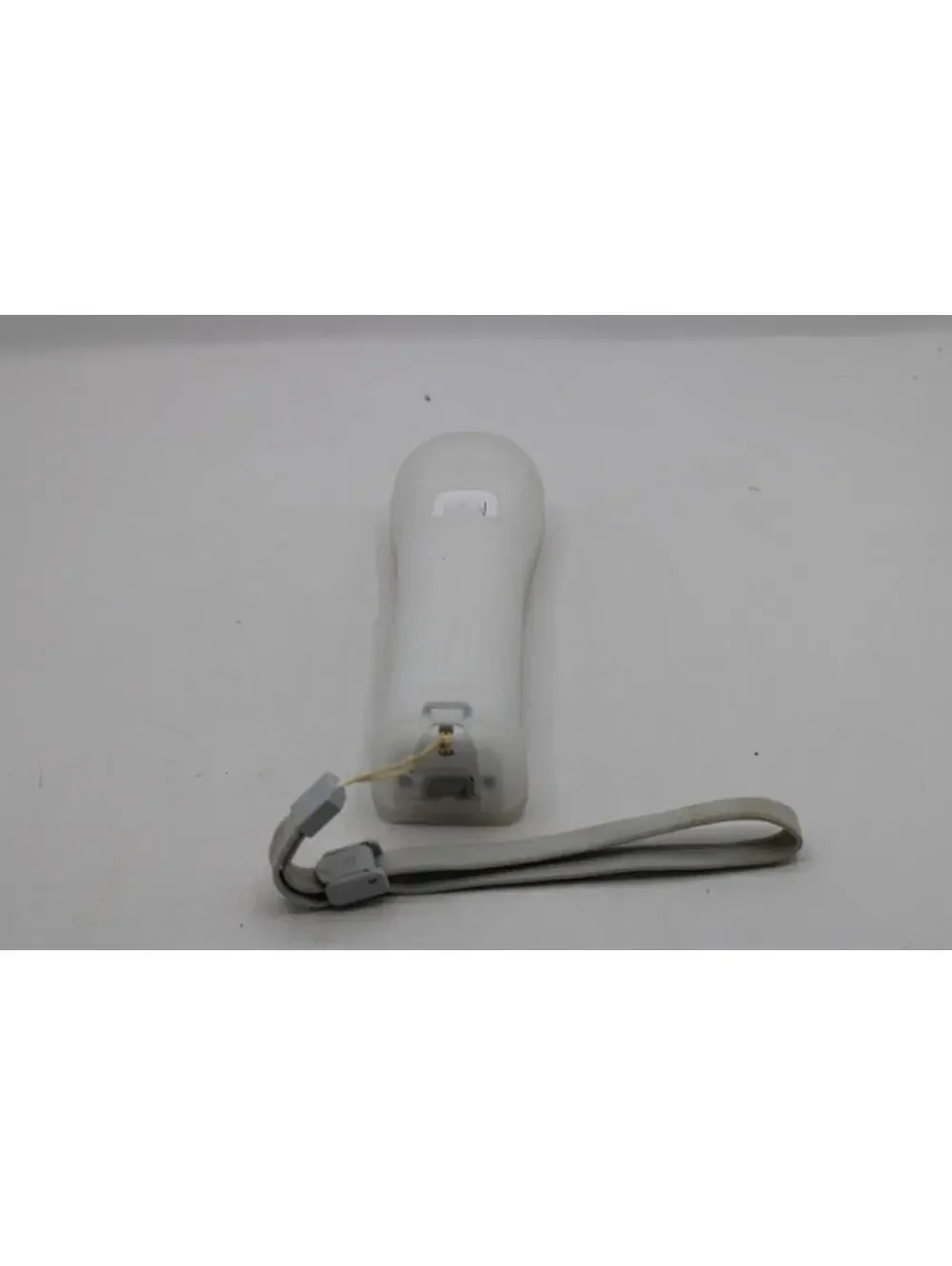 Nintendo Wii Remote Wireless Controller RVL-003 White With Silicone Cover